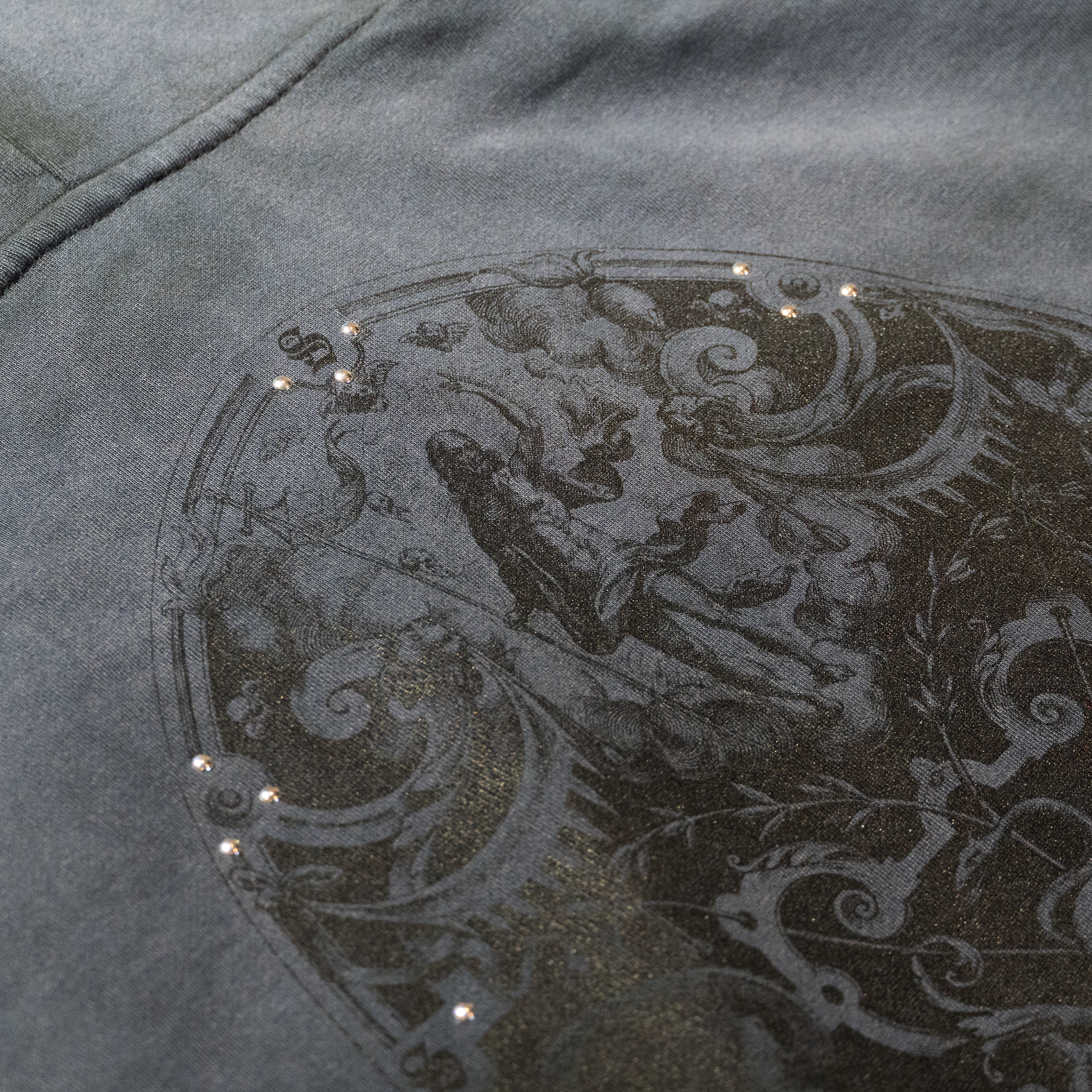 ARMOR HOODIE